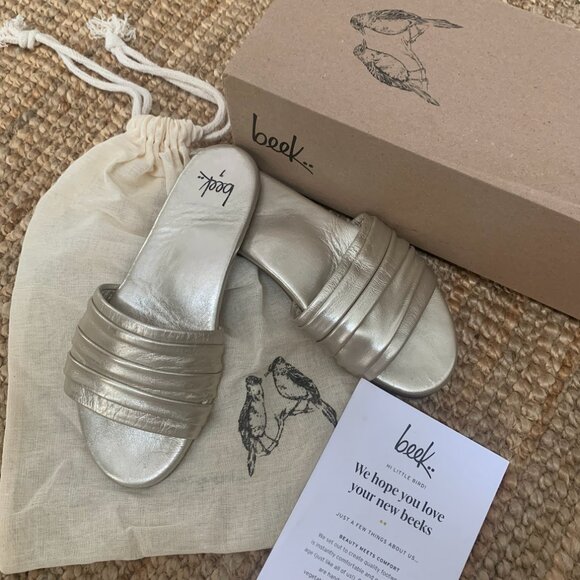 beek.. Songbird- Platinum Slides - size 7 - Picture 2 of 7